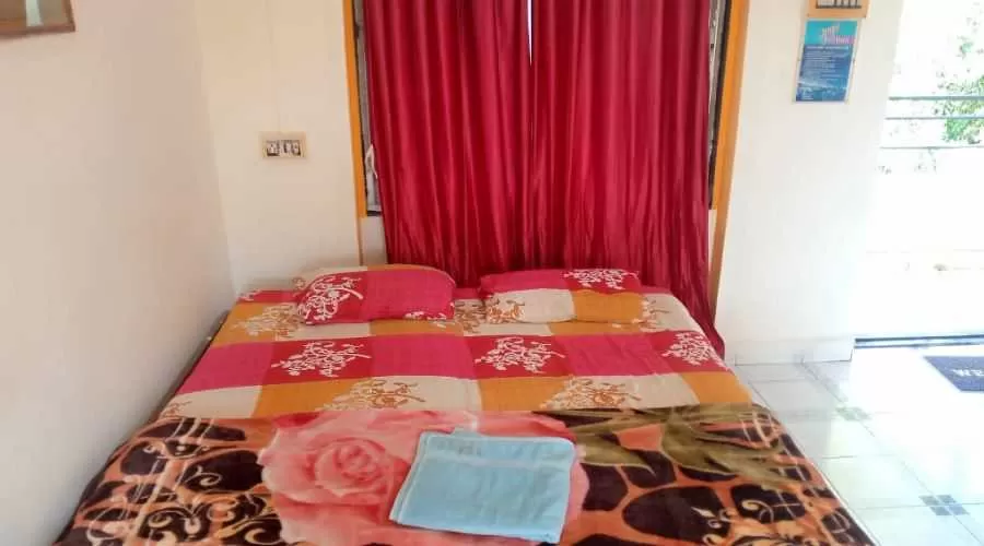 Mauli Beach Resort, Diveagar photos